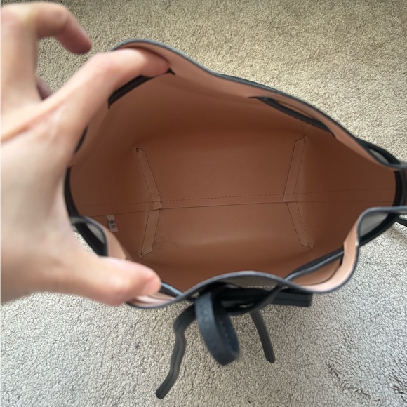 Mansur Gavriel black leather bucket bag, pink inside - Picture 2 of 13